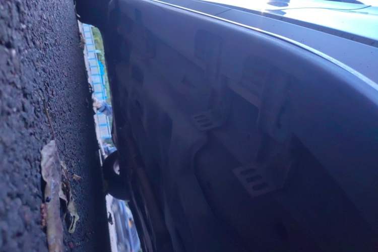 Used Jeep Cherokee 2016 2.4L Leading Edition Chassis Rear Left