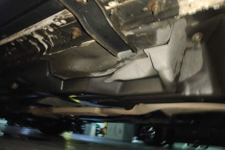 Used Jeep Cherokee 2016 2.0L Superior Edition Chassis Rear Left