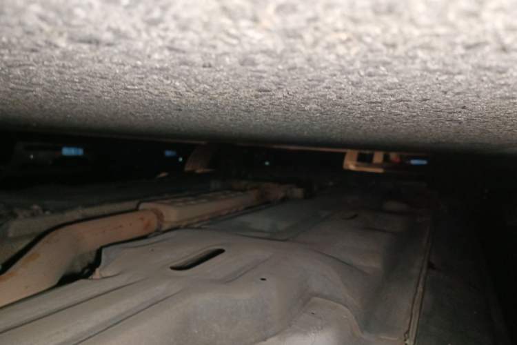 Used Jeep Cherokee 2016 2.0L Superior Edition Chassis Rear Left