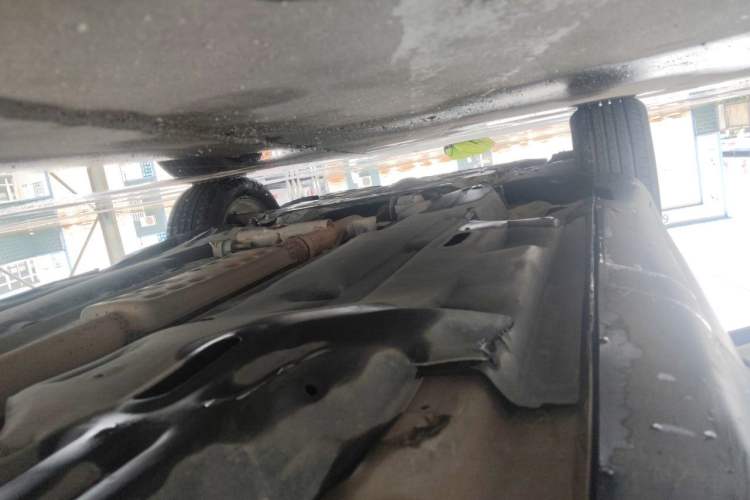 Used Jeep Cherokee 2016 2.4L Leading Edition Chassis Rear Left