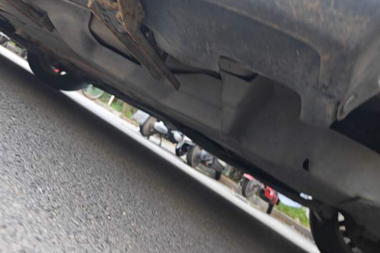 Used Jeep Cherokee 2016 2.4L Leading Edition Chassis Rear Left