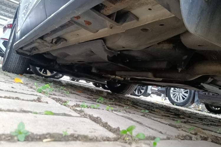 Used Jeep Cherokee 2016 2.4L Leading Edition Chassis Rear Left