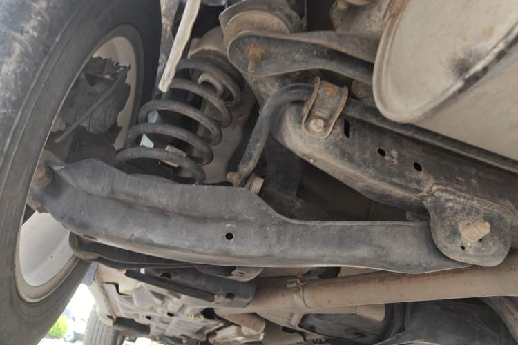 Used Jeep Cherokee 2016 2.0L Superior Edition Chassis Rear Left