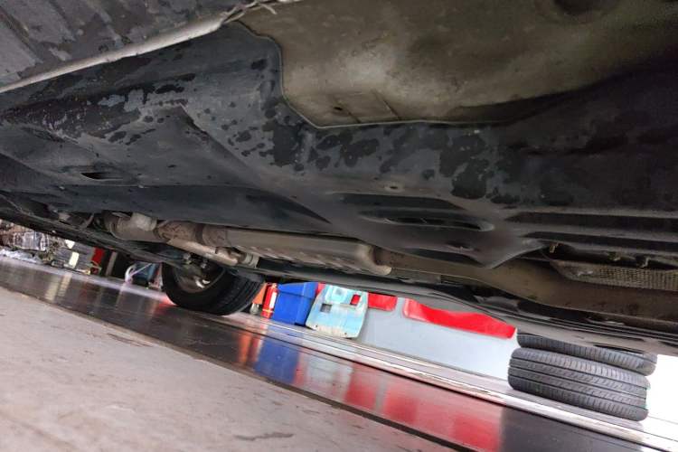 Used Jeep Cherokee 2016 2.4L All-in-One Edition Chassis Rear Left