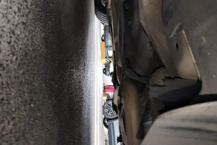 Used Jeep Cherokee 2016 2.0L Superior Edition Chassis Rear Left