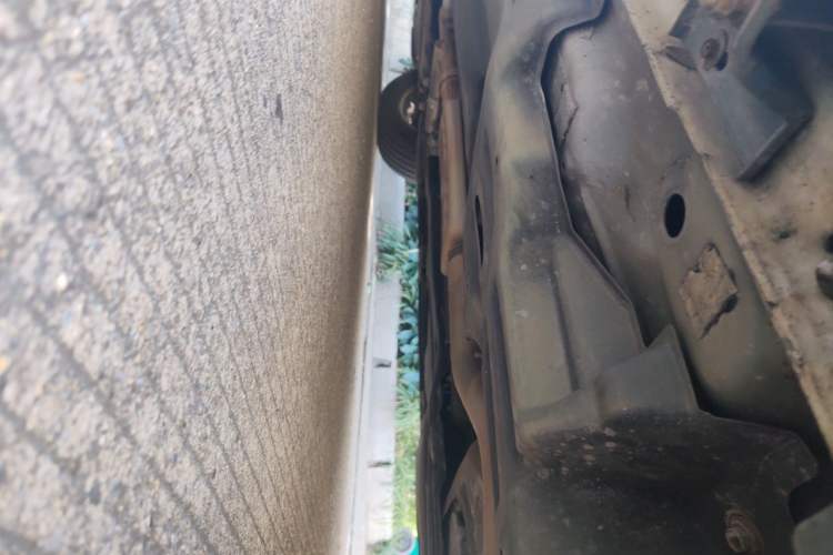 Used Jeep Cherokee 2016 2.0L Superior Edition Chassis Rear Left