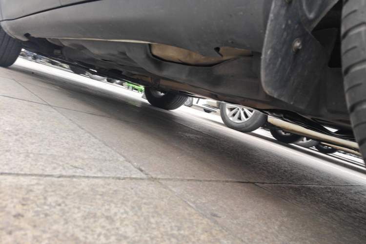 Used Jeep Cherokee 2016 2.0L Superior Edition Chassis Rear Left