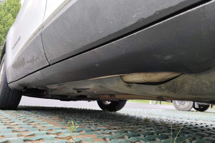 Used Jeep Cherokee 2016 2.4L Leading Smart Version Chassis Rear Left