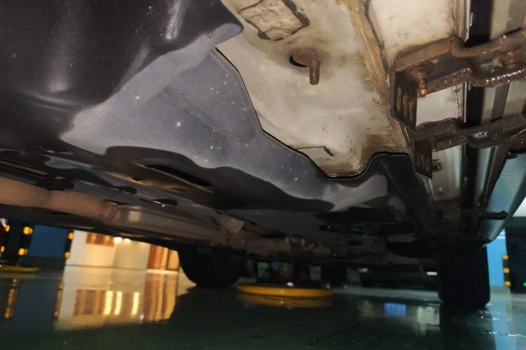 Used Jeep Cherokee 2016 2.4L Superior Edition Chassis Rear Right