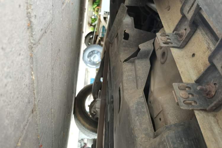Used Jeep Cherokee 2016 2.0L Superior Edition Chassis Rear Right