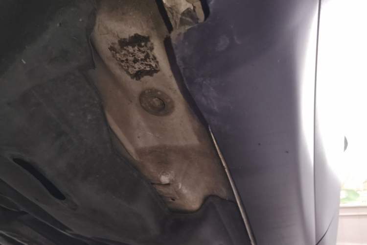 Used Jeep Cherokee 2016 2.4L Professional Edition Chassis Rear Right