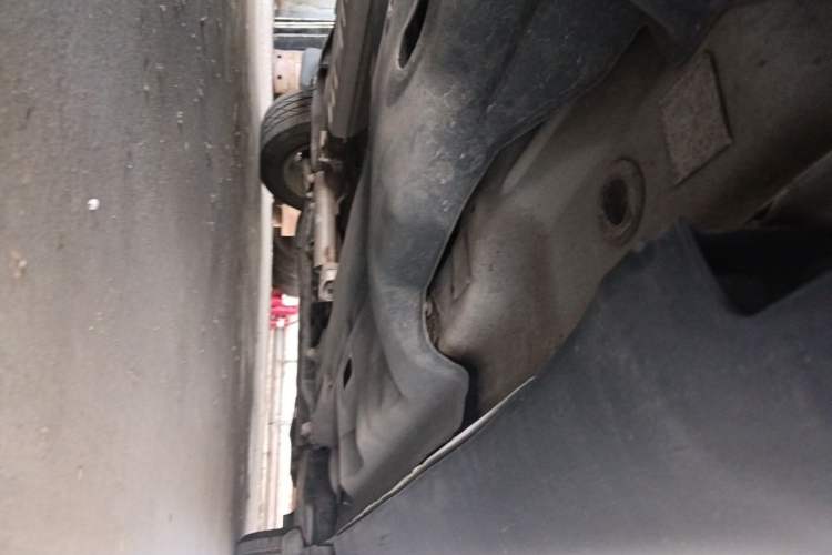 Used Jeep Cherokee 2016 2.0L Superior Edition Chassis Rear Right