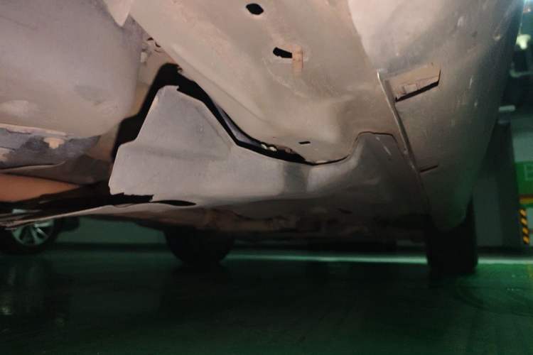 Used Jeep Cherokee 2016 2.0L Superior Edition Chassis Rear Right