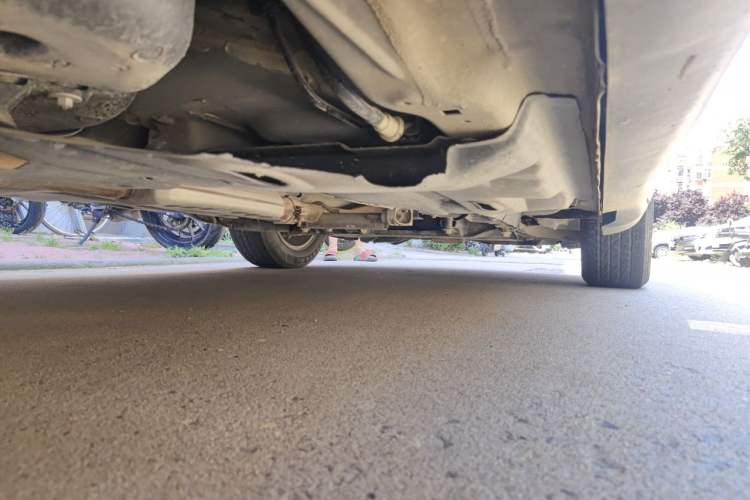 Used Jeep Cherokee 2016 2.4L Leading Edition Chassis Rear Right