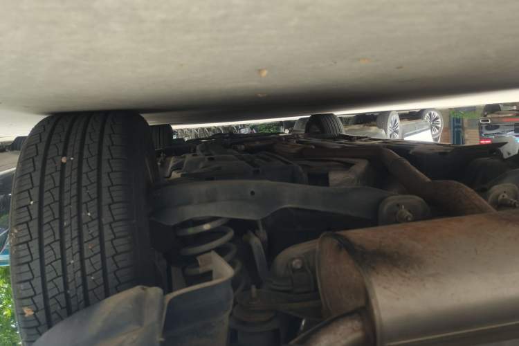 Used Jeep Cherokee 2016 2.4L Leading Edition Chassis Rear Right