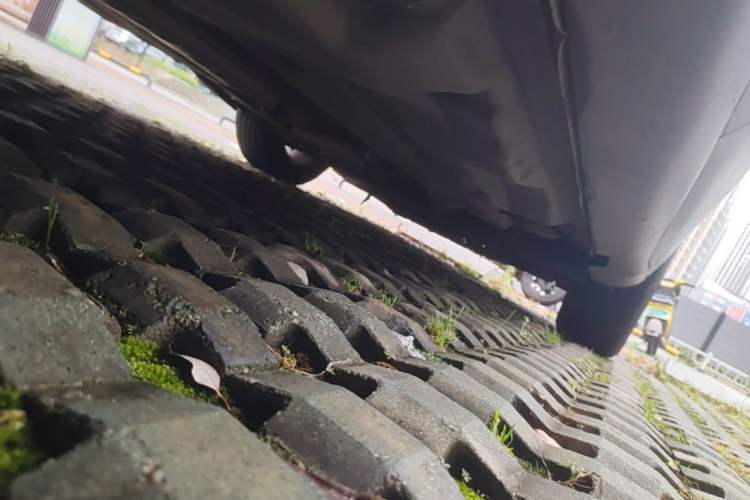 Used Jeep Cherokee 2016 2.4L Leading Edition Chassis Rear Right