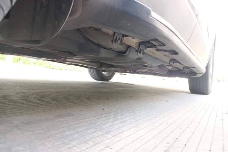 Used Jeep Cherokee 2016 2.4L Leading Edition Chassis Rear Right
