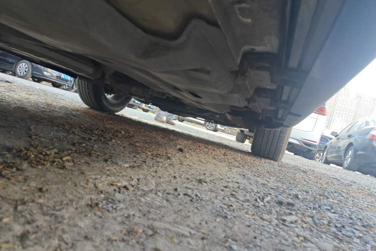Used Jeep Cherokee 2016 2.4L All-in-One Edition Chassis Rear Right