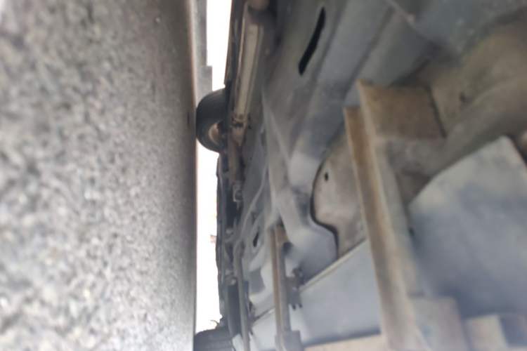 Used Jeep Cherokee 2016 2.4L Leading Edition Chassis Rear Right
