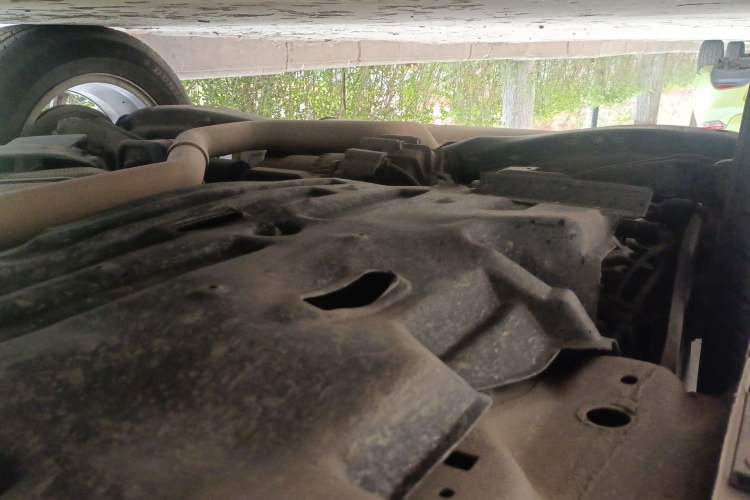 Used Jeep Cherokee 2016 2.4L Professional Edition Chassis Rear Right