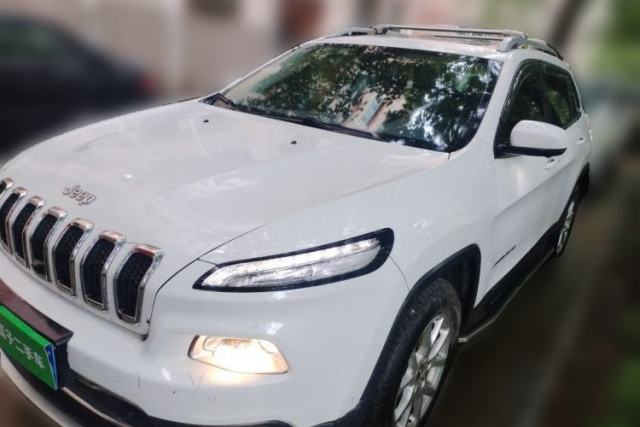 Used Jeep Cherokee 2016 2.4L Professional Edition