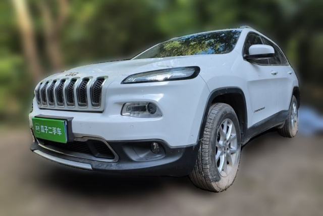 Used Jeep Cherokee 2016 2.4L Professional Smart Version