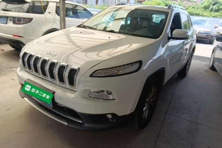 Used Jeep Cherokee 2016 2.4L Professional Edition Guazi used car, China used car export, Used car for sale, Used cars, Cheapest cars for sale