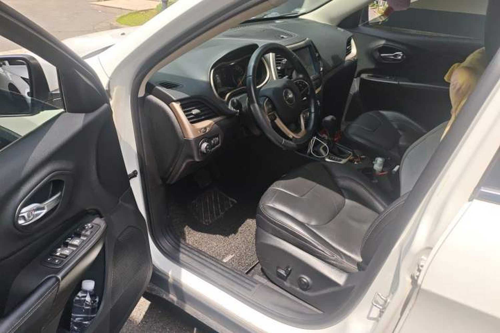 Used Jeep Cherokee 2016 2.0L Superior Edition Driver Seat