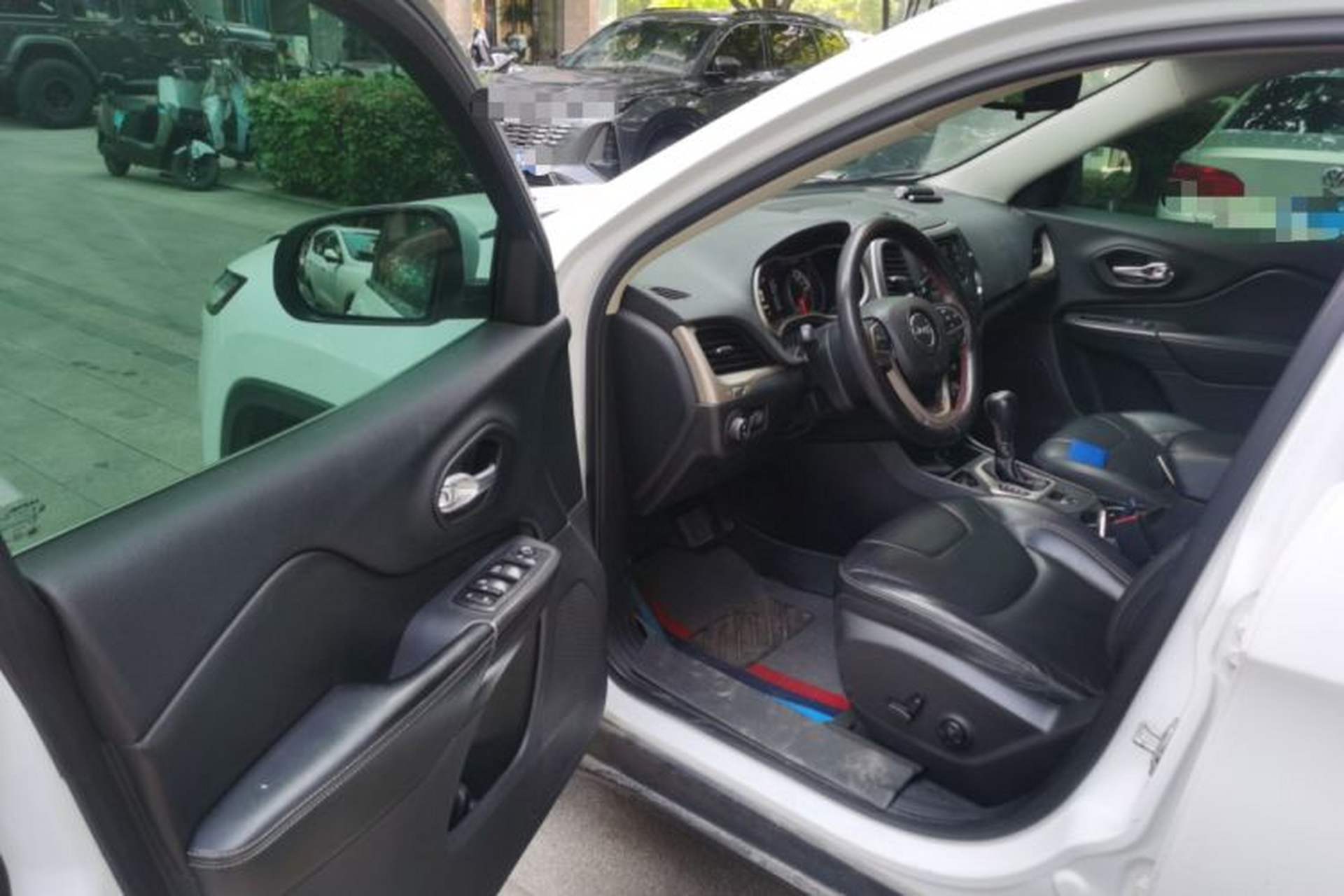 Used Jeep Cherokee 2016 2.4L Leading Edition Driver Seat