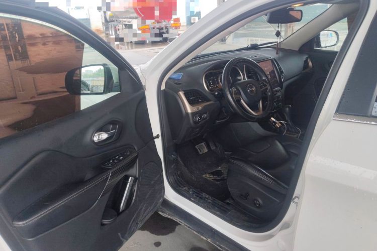 Used Jeep Cherokee 2016 2.4L Leading Edition Driver Seat