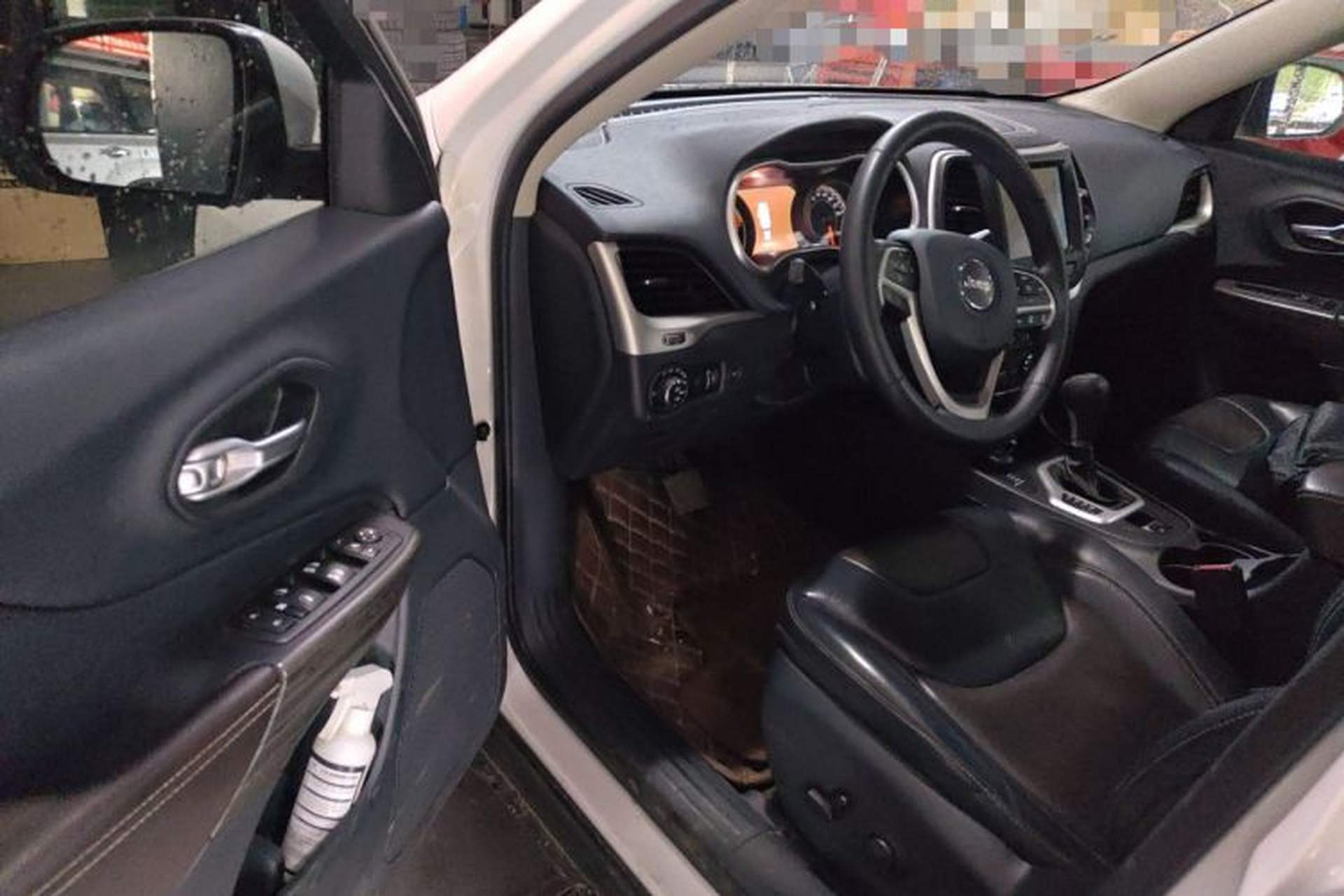 Used Jeep Cherokee 2016 2.4L All-in-One Edition Driver Seat