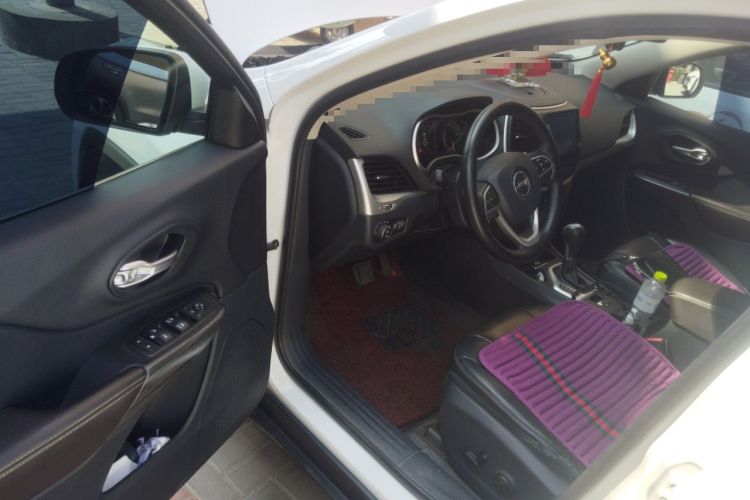 Used Jeep Cherokee 2016 2.4L Leading Edition Driver Seat