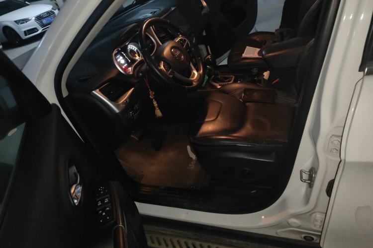 Used Jeep Cherokee 2016 2.4L Leading Smart Version Driver Seat