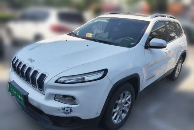 Used Jeep Cherokee 2016 2.0L Superior Edition