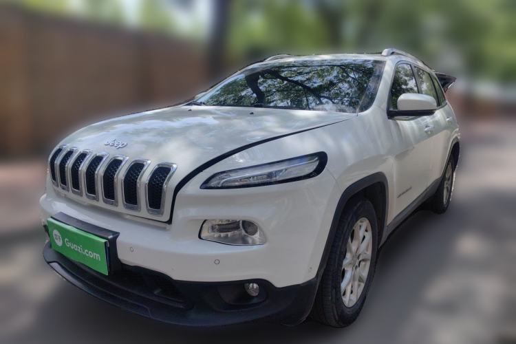 Used Jeep Cherokee 2016 2.0L Leading Edition Guazi used car, China used car export, Used car for sale, Used  cars, Cheapest cars for sale