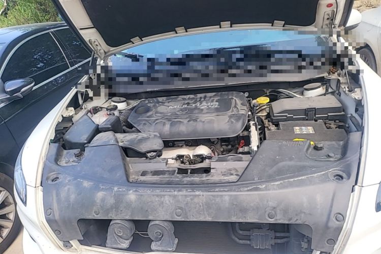 Used Jeep Cherokee 2016 2.4L Professional Edition Engine Bay