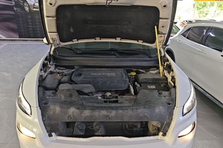 Used Jeep Cherokee 2016 2.4L Professional Smart Version Engine Bay