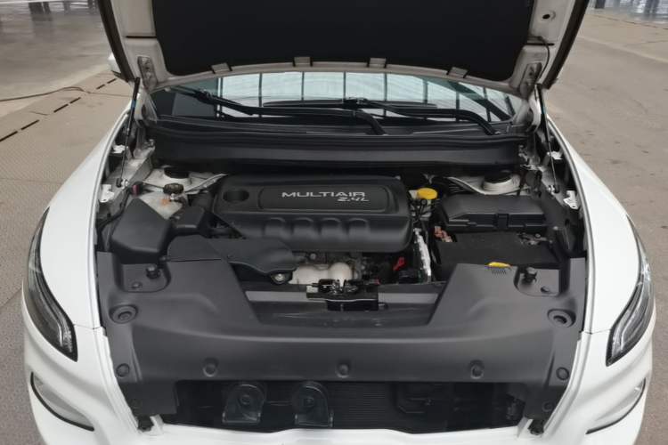 Used Jeep Cherokee 2016 2.4L Leading Edition Engine Bay