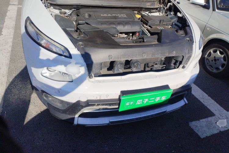 Used Jeep Cherokee 2016 2.4L Professional Edition Engine Bay