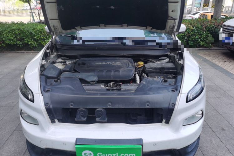 Used Jeep Cherokee 2016 2.4L Leading Edition Engine Bay