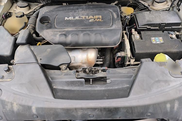 Used Jeep Cherokee 2016 2.4L Leading Edition Engine Bay