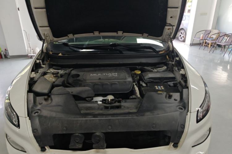 Used Jeep Cherokee 2016 2.4L Leading Edition Engine Bay