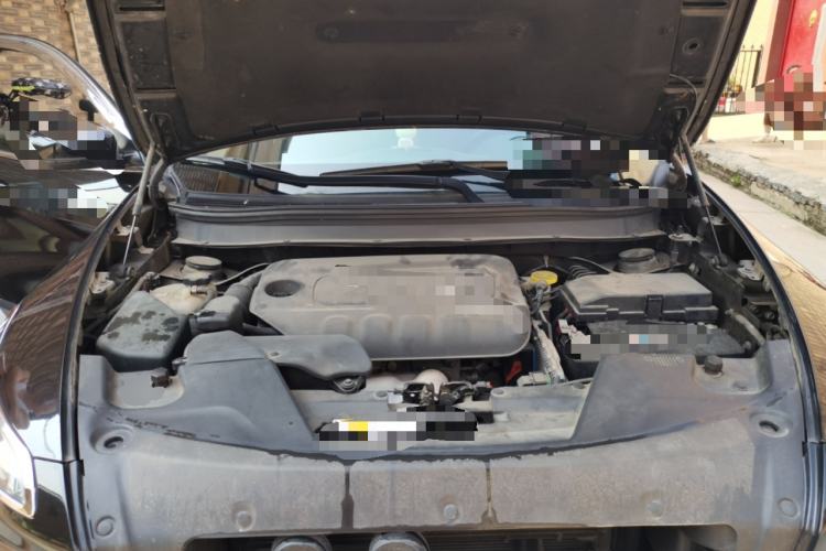 Used Jeep Cherokee 2016 2.4L Professional Smart Version Engine Bay