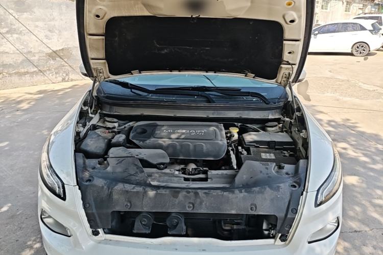 Used Jeep Cherokee 2016 2.4L 75th Anniversary Edition Engine Bay