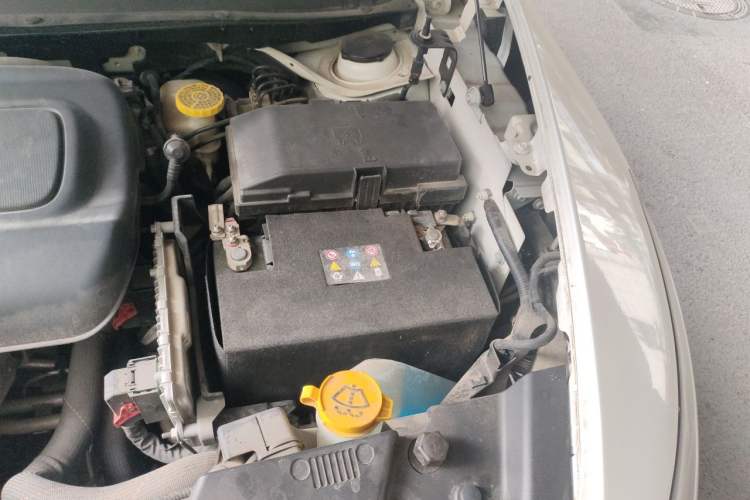 Used Jeep Cherokee 2016 2.4L Leading Smart Version Engine Bay Left