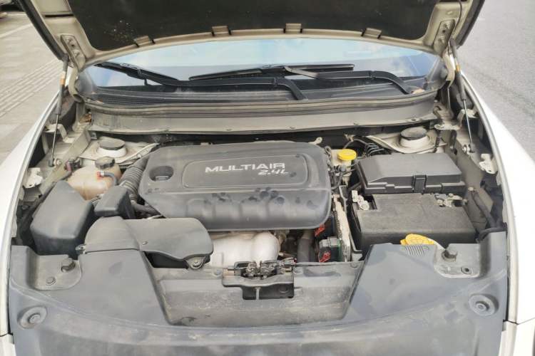 Used Jeep Cherokee 2016 2.4L 75th Anniversary Edition Engine Bay