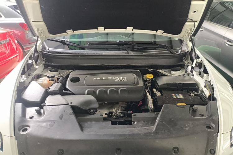 Used Jeep Cherokee 2016 2.4L 75th Anniversary Edition Engine Bay