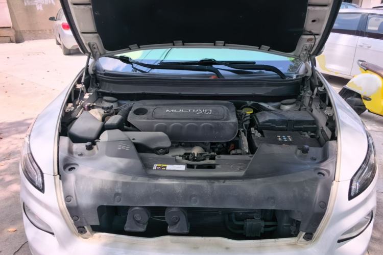 Used Jeep Cherokee 2016 2.4L Professional Edition Engine Bay