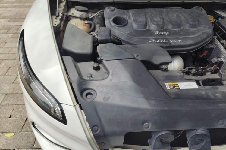 Used Jeep Cherokee 2016 2.0L Smart Version Engine Bay Right