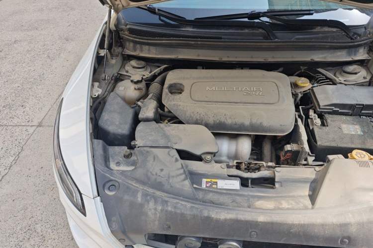 Used Jeep Cherokee 2016 2.4L Professional Smart Version Engine Bay Right